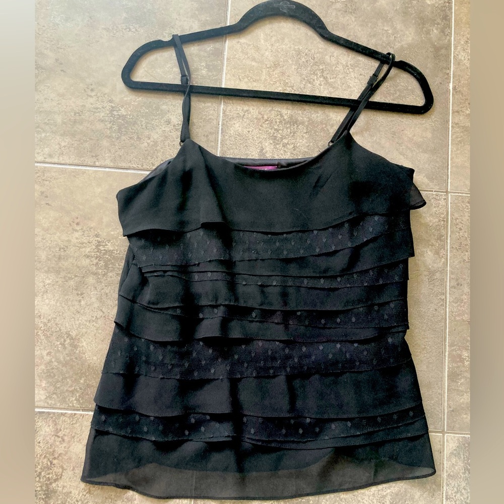 Smart Set black layered top medium